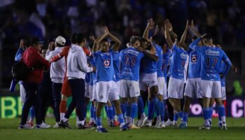 Cruz Azul remonta a Xolos y enfrentará a América en semifinales