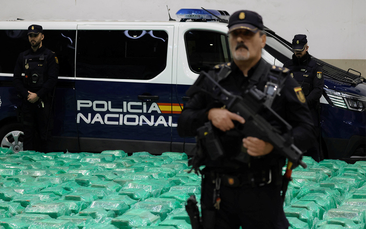 In Spain, a Sinaloa cartel chemist is arrested and drug laboratories are dismantled