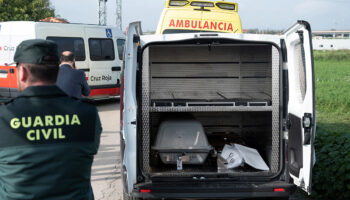 Trágico incendio | 10 personas mueren al quedar atrapadas en asilo de España