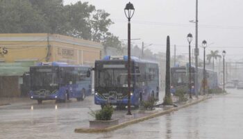 El huracán Rafael y los frentes 7 y 8 provocarán lluvias en varios estados