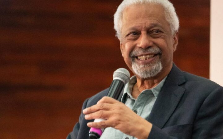 Abdulrazak Gurnah presenta su obra en la CDMX