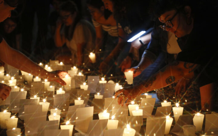Periodistas asesinados son honrados con un memorial en Guadalajara