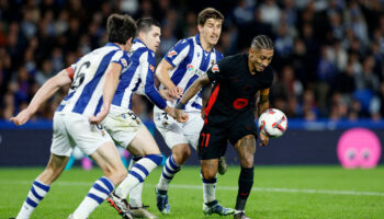 Real Sociedad da partidazo y vence al Barcelona