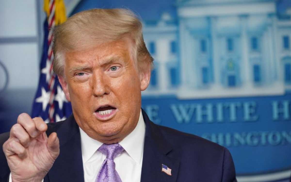 Trump valora sustituir periodistas tradicionales por blogueros afines en la Casa Blanca