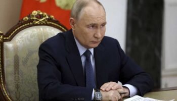 Guerra Ucrania | Entra en vigor tregua pascual de 30 horas anunciada por Putin