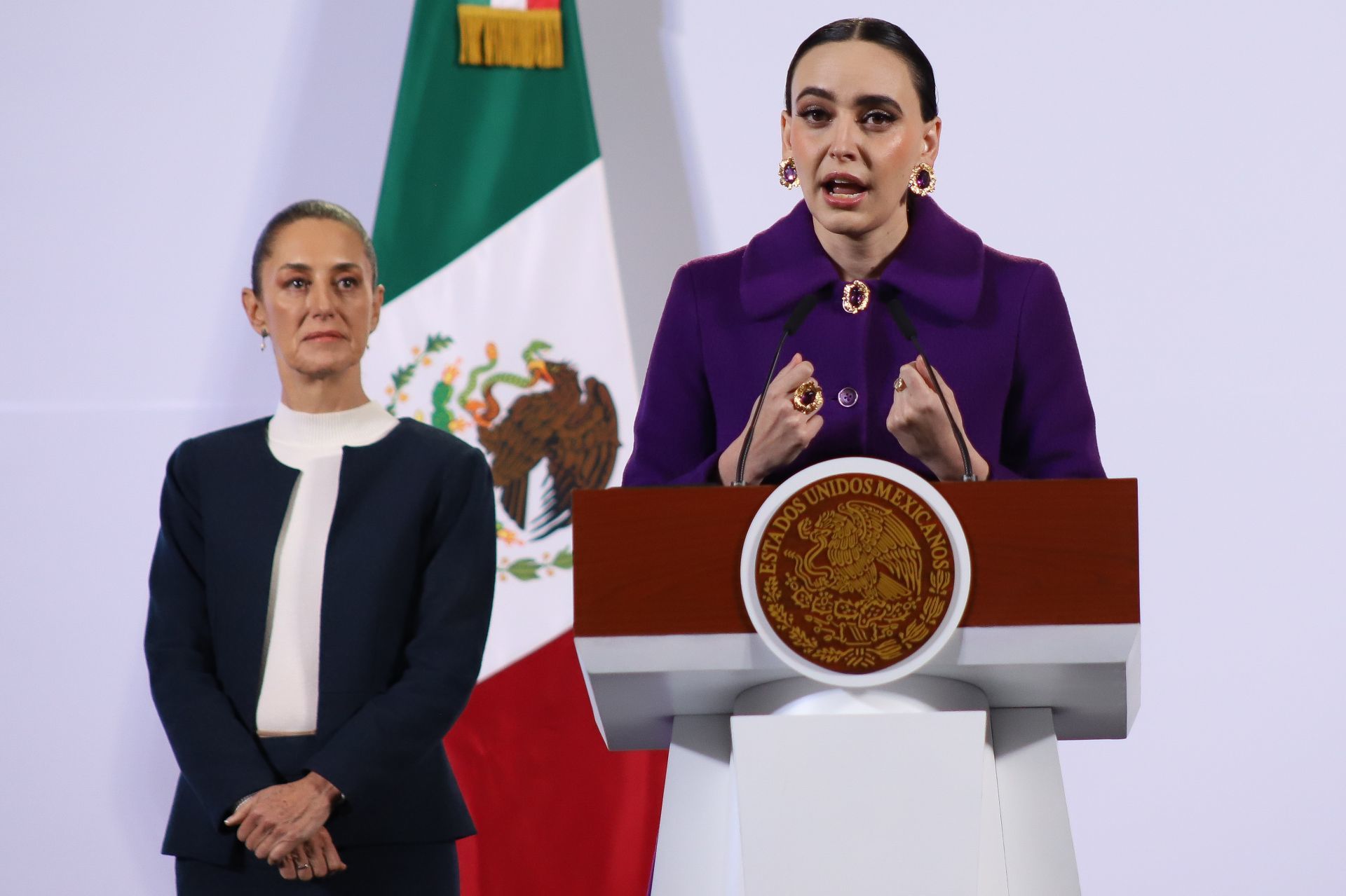 Gobierno insta a empresarios a presentar propuestas de inversión conjunta |  Aristegui Noticias