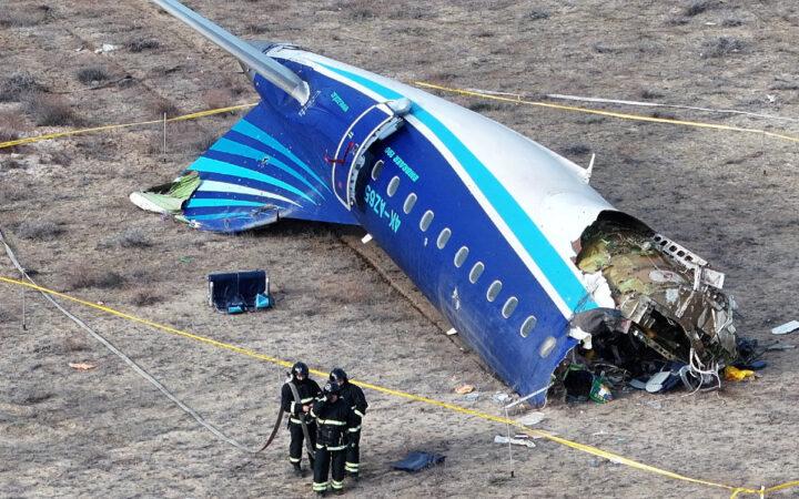 Avión siniestrado recibió disparos desde Rusia, dice el Presidente de Azerbaiyán