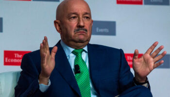 'Me llamo Carlos Salinas de Gortari y soy desempleado', esto dijo el expresidente