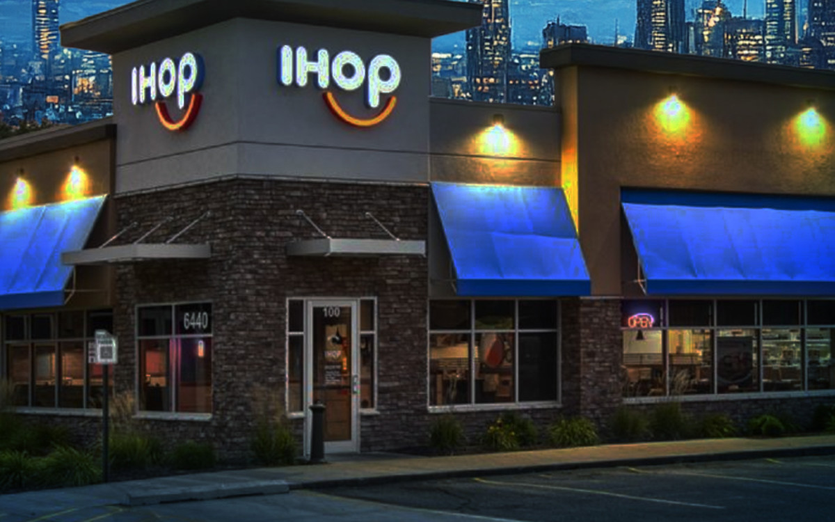 IHOP cierra en Culiacán por inseguridad IHOP cierra en Culiacán por inseguridad