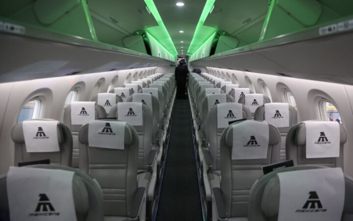 Mexicana de Aviación celebra un año de su 'rescate' con 50% de descuento en vuelos nacionales