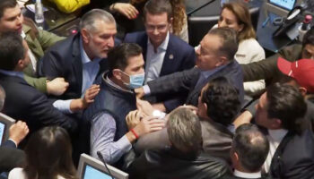 Bronca en el Senado; Adán Augusto desata altercado con panistas