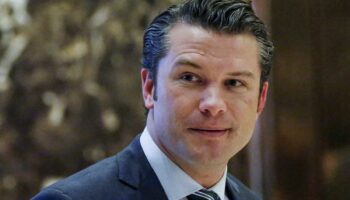 Hegseth no renunciará a su nominación al Pentágono; enfrenta escándalos de alcohol y abusos