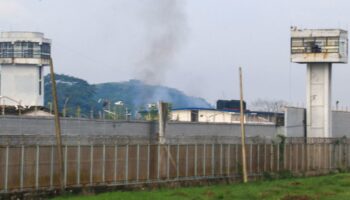 Sheinbaum anuncia investigación por motín en cárcel de Tabasco; destaca presencia de armas