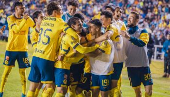 América debuta con triunfo sin su entrenador, con suplentes y juveniles