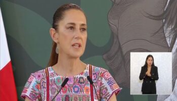 Sheinbaum anuncia empleos y programas sociales a mexicanos deportados por Trump