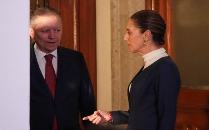 Lista de aspirantes idóneos a ministros y ministras del Poder Ejecutivo, plagada de afines a la 4T