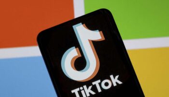 Trump dice que Microsoft está en conversaciones para adquirir TikTok