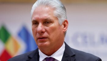 Presidente de Cuba anuncia liberación de 553 presos tras pláticas con el Vaticano