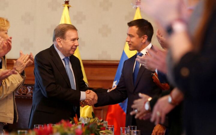 Ecuador recibe a González Urrutia como presidente electo de Venezuela Ecuador recibe a González Urrutia como presidente electo de Venezuela