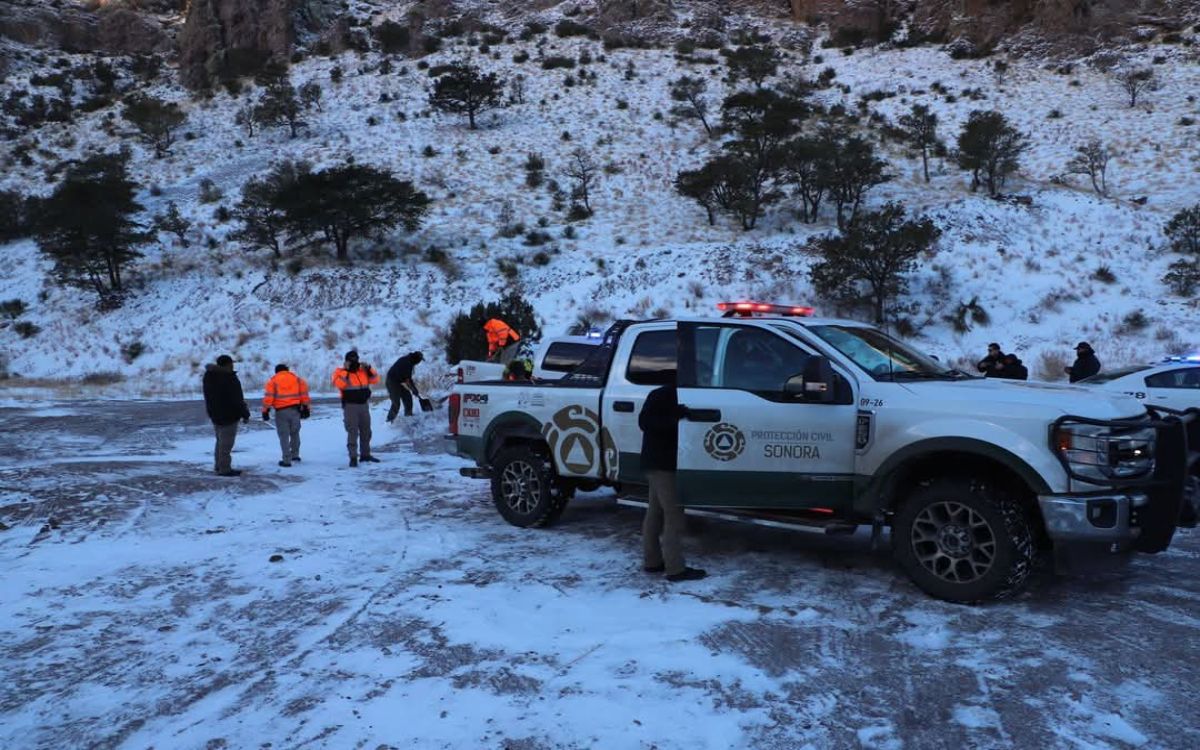 Sonora | Por nevadas retrasan una hora el ingreso a clases y habilitan 144 albergues