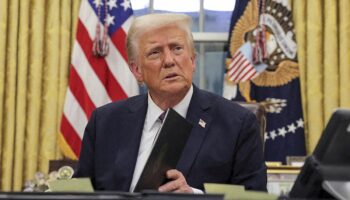 Trump actúa como dictador con las órdenes ejecutivas sobre México: Esquivel