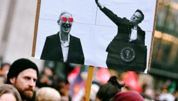 Videos y fotos | Miles de personas protestan contra la extrema derecha en Alemania