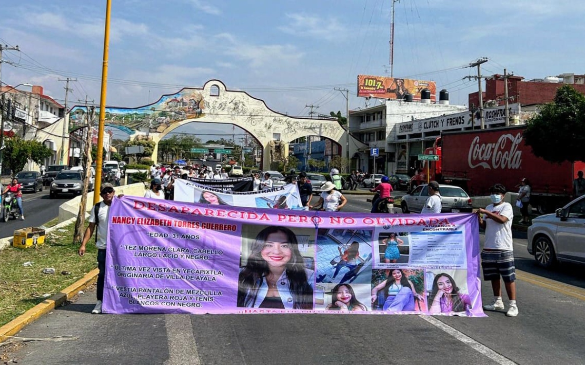 ‘Desaparecida, pero no olvidada’: Familia de Nancy Elizabeth durante protesta en Morelos