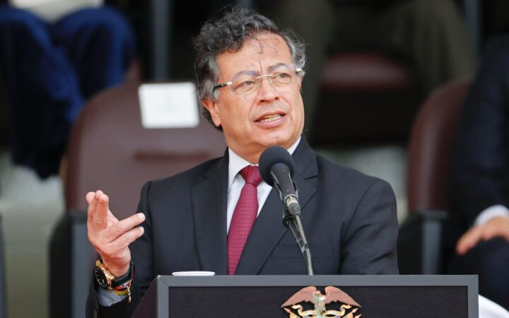 Presidente Petro denuncia plan de narcotraficantes para matarlo con misiles Presidente Petro denuncia plan de narcotraficantes para matarlo con misiles