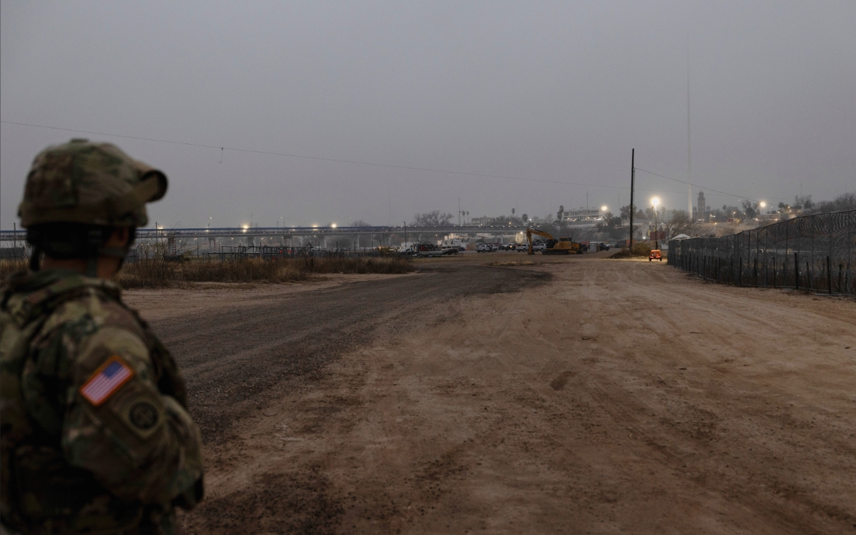 Pentágono enviará mil 100 soldados más para vigilar la frontera con México