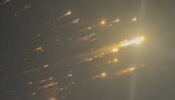 SpaceX informa que perdió contacto con el cohete Starship; ven residuos caer desde el cielo | Video