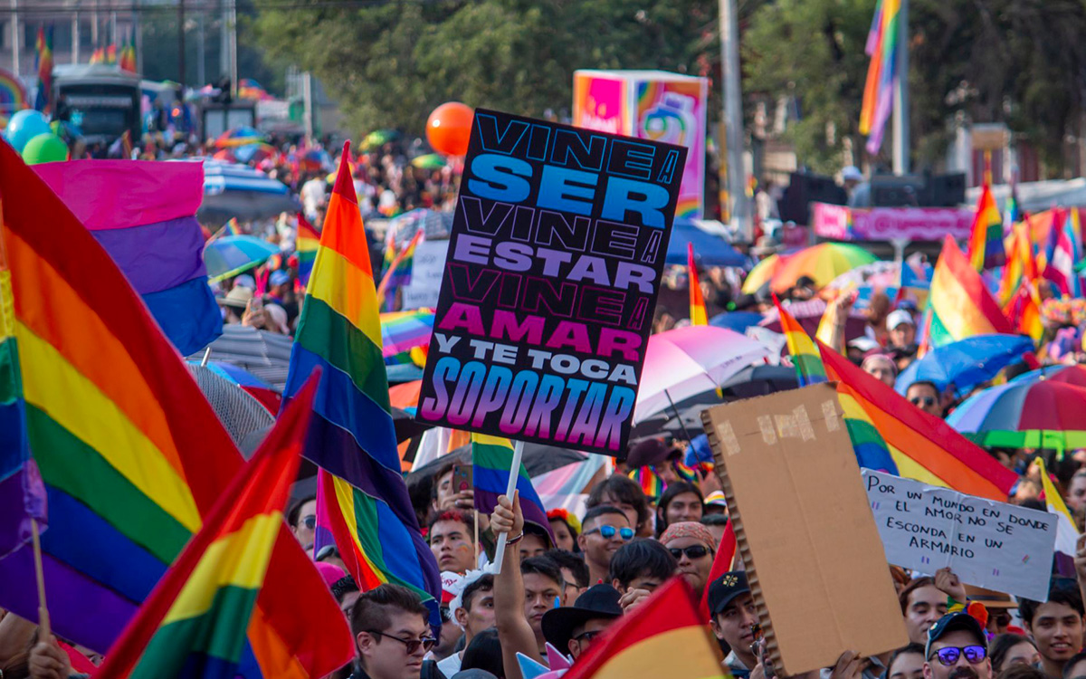 Congreso de Jalisco rechaza que menores cambien su identidad de género; desacata resolución de la SCJN