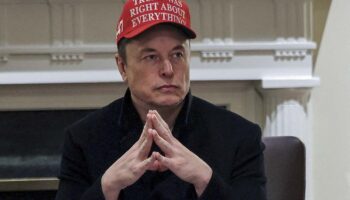 Musk llama a uno de los asesores principales de Trump 