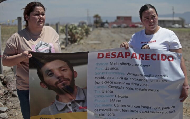 Gael García, Juan Villoro,  Regina Blandón y otras personalidades agradecen a familias buscadoras de desaparecidos por su labor