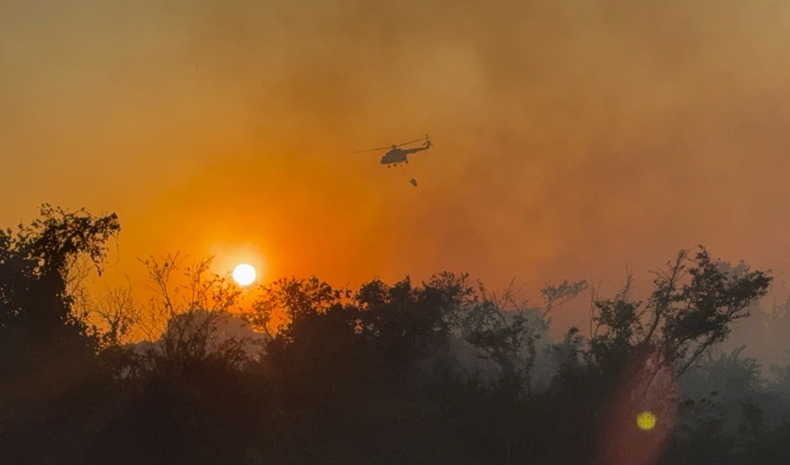 Sofocan incendio en el Aeropuerto Internacional de Acapulco