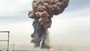 Al menos cinco muertos y más de 700 heridos en la explosión en un puerto iraní