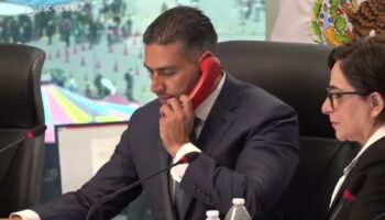 Video | Así atendió García Harfuch desde el teléfono rojo llamada de la presidenta Sheinbaum