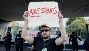 Axe Ceremonia | Manifestantes denuncian 