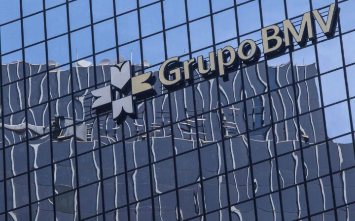 La Bolsa de México avanza en línea con los índices de EU