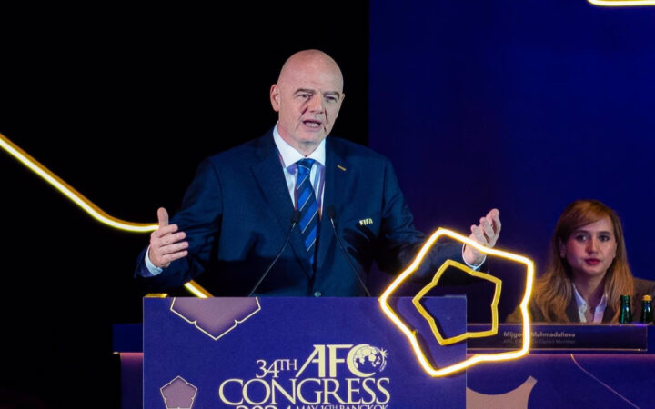 Infantino aboga por la vuelta de equipos rusos: 'hay que utilizar el futbol para unir' | Video Infantino aboga por la vuelta de equipos rusos: 'hay que utilizar el futbol para unir' | Video