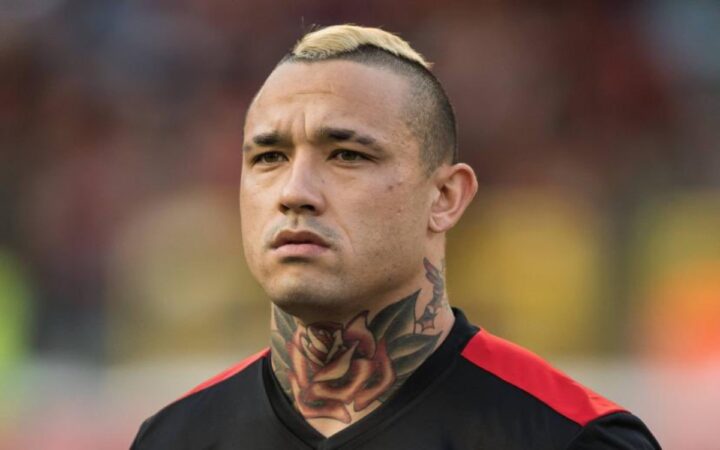 Nainggolan pidió prestado a un criminal para saldar deudas de juego | Video Nainggolan pidió prestado a un criminal para saldar deudas de juego | Video