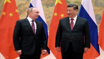 Preocupa a Moscú la guerra arancelaria entre EU y China