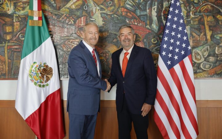 Primer encuentro entre canciller De la Fuente y nuevo embajador de EU Primer encuentro entre canciller De la Fuente y nuevo embajador de EU