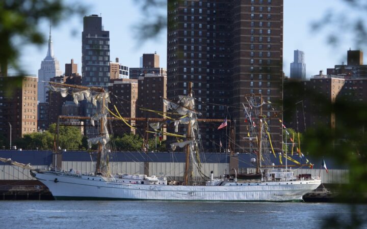 Sheinbaum asks not to politicize the Cuauhtémoc ship accident Sheinbaum asks not to politicize the Cuauhtémoc ship accident