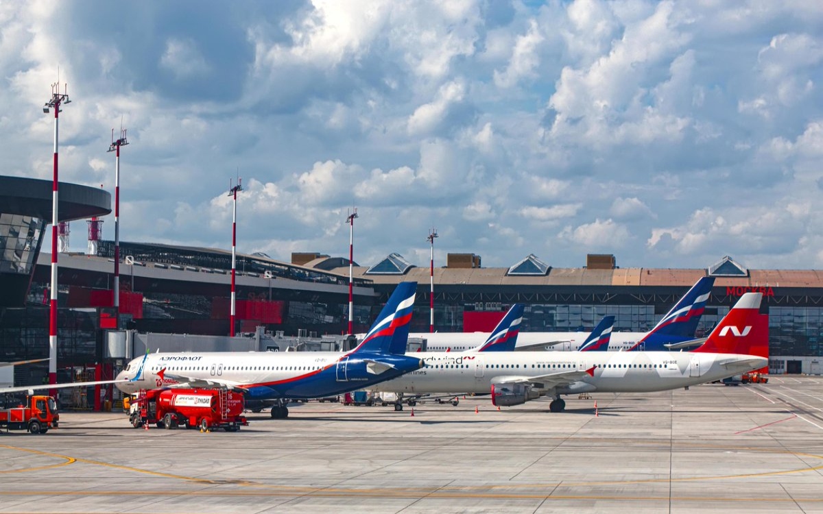 Cierran aeropuerto moscovita por ataque de drones ucranianos | Video