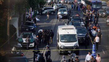CDMX | Asesinan a secretaria particular y a asesor de Clara Brugada en Tlalpan