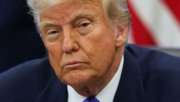 Trump pide a Ucrania que acepte 