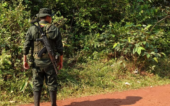 Masacre en Ecuador; la atribuyen a disidentes de las FARC colombianas Masacre en Ecuador; la atribuyen a disidentes de las FARC colombianas