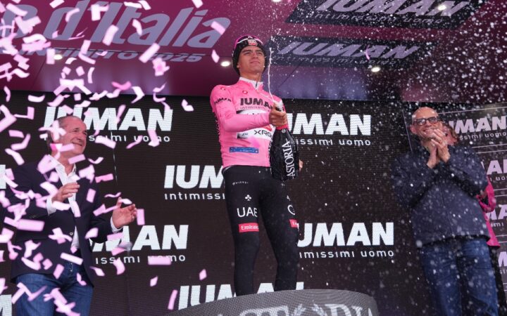 Giro de Italia 2025: "He demostrado que tengo piernas y eso me da confianza": Del Toro | Video Giro de Italia 2025: "He demostrado que tengo piernas y eso me da confianza": Del Toro | Video