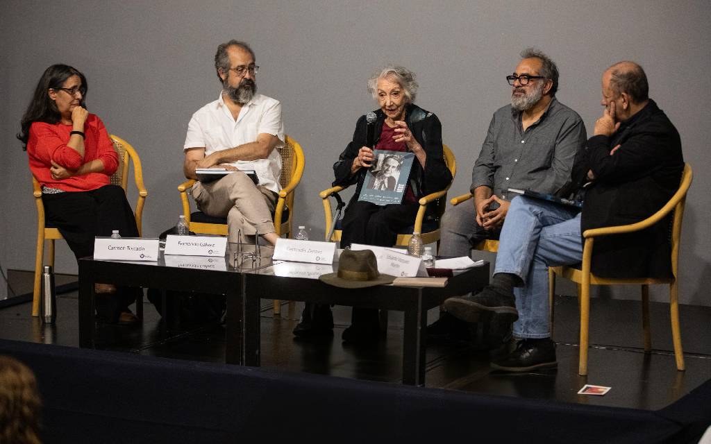 Presentan el catálogo de la exposición 'La naturaleza íntima de la vida', de Ernst Saemisch Presentan el catálogo de la exposición 'La naturaleza íntima de la vida', de Ernst Saemisch
