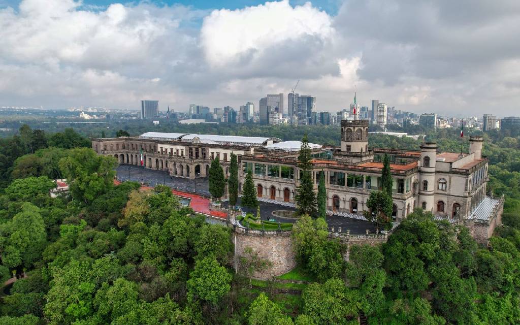 Rescatan los tesoros del Museo Nacional de Historia en un libro